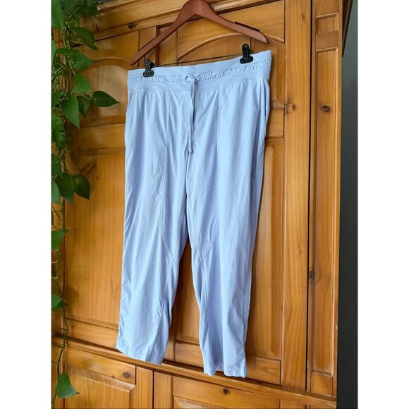 Lululemon Dance Studio Mid-Rise Cropped Pant SZ14 - Picture 5 of 15